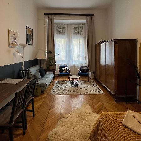 Rustic Apartment In Downtown Of Budapest Exterior photo