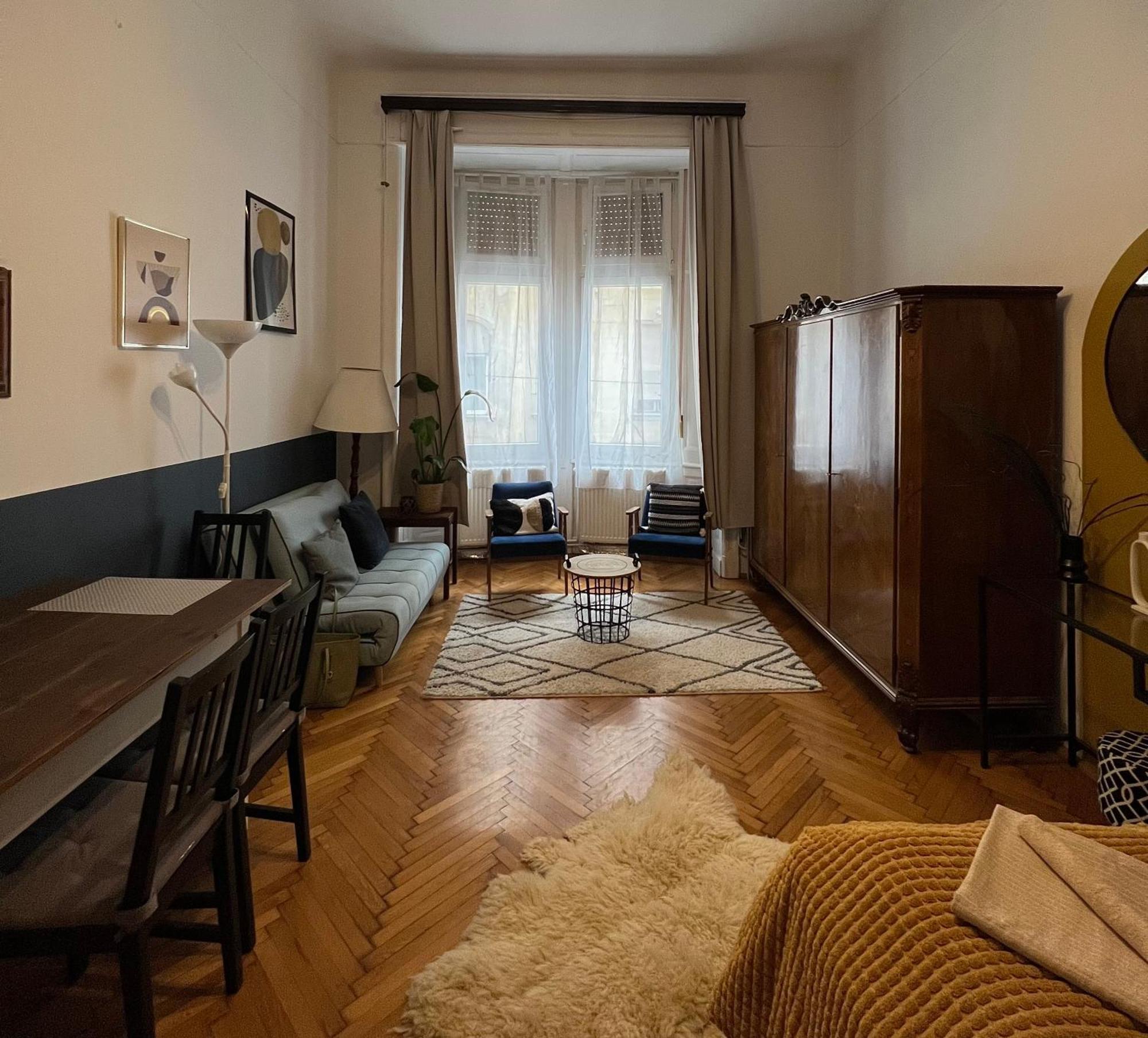 Rustic Apartment In Downtown Of Budapest Exterior photo